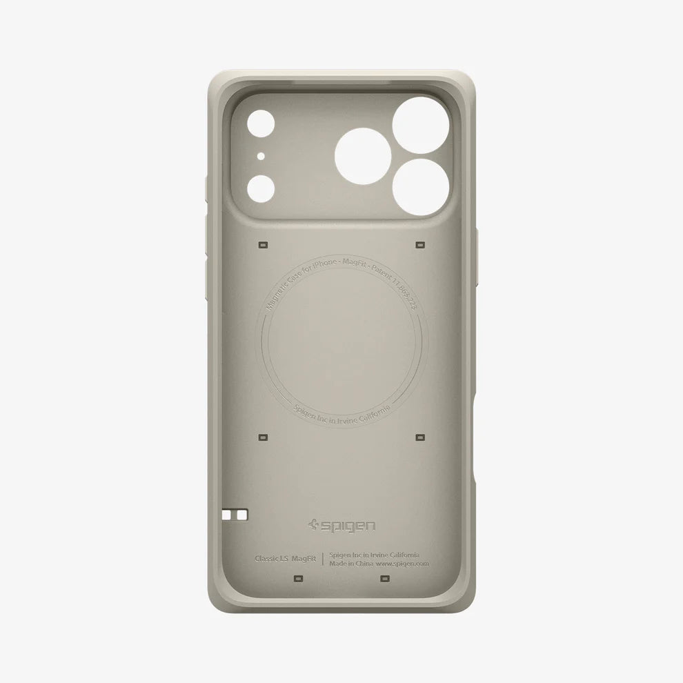 Classic LS (Mag Fit) Spigen iPhone 17 Pro Max